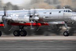 Oanh tạc cơ Tu-160 và Tu-95MSM Nga phóng hơn 40 tên lửa vào Ukraine