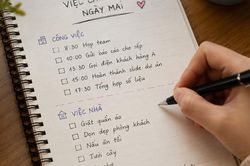 Cách làm dịu tâm trí để dễ ngủ và ngừng suy nghĩ miên man