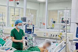 Suy gan, phù não sau uống thuốc nam mua trên mạng