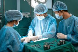 Bệnh viện đạt mức chất lượng xuất sắc mới được tham gia du lịch y tế