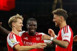 Arsenal phô diễn sức mạnh ở trận mở màn Ngoại hạng Anh 2026/27