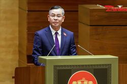 Bộ trưởng T&agrave;i ch&iacute;nh l&yacute; giải việc lựa chọn ngưỡng doanh thu 10 tỷ đồng được giảm thuế
