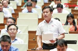 Nghiên cứu sửa đổi chính sách tiền lương để cán bộ, công chức, viên chức, người lao động đủ sống