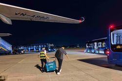 Lý do chuyến bay Vietnam Airlines 2 lần đổi kế hoạch bay tối 20/8