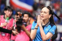 Madam Pang phải làm điều ít ai ngờ trước trận Việt Nam