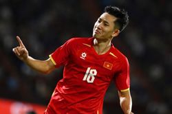 Th&aacute;i Lan 0-2 Việt Nam: Hai Long, Quang Hải tỏa s&aacute;ng