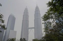 Malaysia: Gần 200.000 học sinh phải nghỉ học vì ô nhiễm khói mù