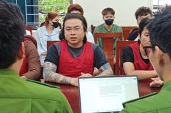 Khởi tố Phạm Tuấn, người tự xưng 'đ&agrave;n em' Kh&aacute; Bảnh