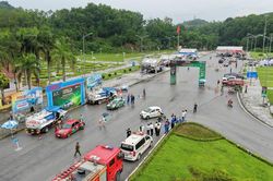 Đường đua Gymkhana nóng lên tại Quảng trường Hàm Rồng