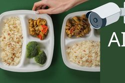 Hà Nội đưa camera AI vào giám sát bếp ăn trường học