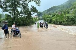 Bắc Ninh: Mưa liên tiếp gây ngập nhiều ngầm, chia cắt giao thông cục bộ tại một số xã miền núi