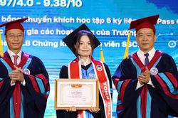 Hơn 50% sinh viên Đại học Kinh tế Quốc dân tốt nghiệp loại xuất sắc