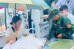 Liên tiếp mở luồng xanh cho xe cứu thương cấp cứu bệnh nhân vì mục đích nhân đạo