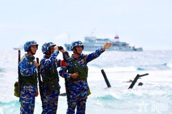 Bộ Quốc ph&ograve;ng trả lời về việc x&eacute;t tặng Huy chương Chiến sĩ vẻ vang hạng Ba cho qu&acirc;n nh&acirc;n đ&atilde; c&ocirc;ng t&aacute;c tại Trường Sa