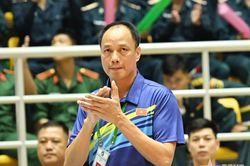 HLV Trần Đình Tiền: 'Tôi hài lòng về tinh thần thi đấu của đội bóng chuyền QĐND Việt Nam'
