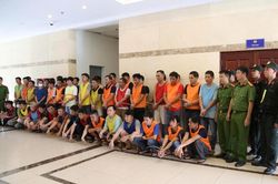 Bắt tạm giam 40 đối tượng li&ecirc;n quan đến đường d&acirc;y cờ bạc trực tuyến giao dịch hơn 559 tỷ đồng