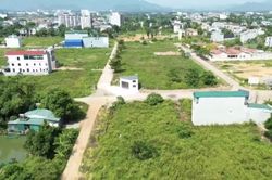 H&agrave; Nội: Chỉ đạo khẩn trương xử l&yacute; t&igrave;nh trạng hạ tầng chắp v&aacute;, 'kh&aacute;t' nước sạch tại khu t&aacute;i định cư V&acirc;n L&ocirc;i