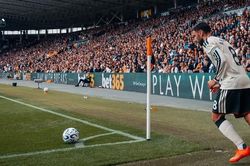 Trực tiếp Hull City vs MU 2-0 (H2): Kh&ocirc;ng v&agrave;o!!! Mbeumo lỡ cơ hội