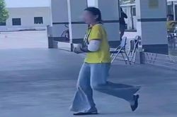 Thực hư clip người phụ nữ bó bột đi thi sát hạch lái ô tô hút 1,1 triệu view