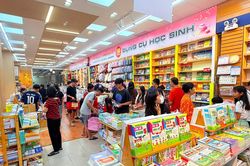 Phụ huynh TP Hồ Chí Minh có thể mua sách giáo khoa ở đâu?