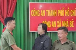 Công an xã Nhà Bè kịp thời cứu người nước ngoài nhảy sông