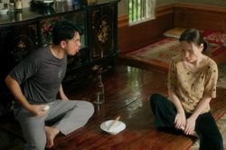 Tuấn Tú - một ông chồng 'báo đời' và Đan Lê – một cô vợ cam chịu gây chú ý trên màn ảnh