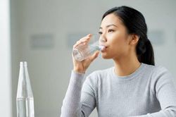 Cuối tháng 8, 5 thói quen giúp cơ thể thích nghi khi thời tiết chuyển mùa