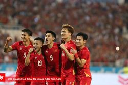 HLV Kim Sang Sik quyết tâm viết nên lịch sử mới