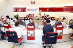 Sau cuộc đua t&iacute;n dụng, HDBank đặt cược v&agrave;o gi&aacute; trị tr&ecirc;n mỗi kh&aacute;ch h&agrave;ng