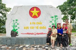 Nơi cực Tây Tổ quốc