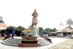 Tham quan di sản theo dòng Đồng Nai