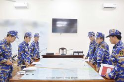 Bộ Tư lệnh Vùng 4 Hải quân kiểm tra công tác sẵn sàng chiến đấu tại Lữ đoàn 957