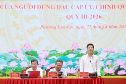 Thường trực Đảng ủy phường Lào Cai đối thoại với Nhân dân về thực hiện nhiệm vụ giáo dục đầu năm học mới 2026 -2027