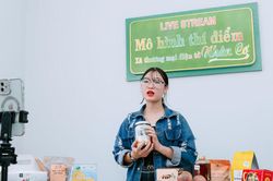 Nông sản lên môi trường số - chậm để đi xa