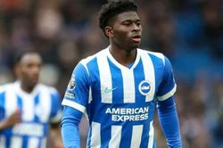 Man United chính thức đạt thỏa thuận chiêu mộ tiền vệ Carlos Baleba từ Brighton giá 70 triệu bảng