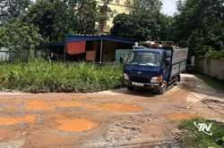 Người dân mong sớm sửa chữa tuyến đường xuống cấp
