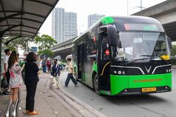 Hà Nội miễn phí xe buýt, tàu điện dịp 2/9, tăng mạnh phương tiện tại các điểm nóng