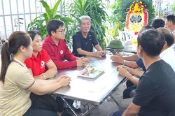 Hỗ trợ gia đình hai nạn nhân tử vong do sét đánh ở Ninh Bình