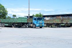 Lương 25 triệu đồng/th&aacute;ng vẫn kh&oacute; tuyển t&agrave;i xế xe tải hạng nặng