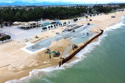 Đẩy nhanh tiến độ, xử lý khẩn cấp sạt lở bờ biển, bờ sông ở Huế trước mùa mưa bão