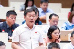 Đẩy mạnh phân cấp, phân quyền, giảm tầng nấc quản lý và thủ tục hành chính