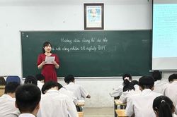 Hà Nội: Học sinh khối công lập chiếm gần 72% tổng số học sinh THPT