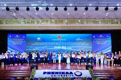 Người hướng dẫn và nhà trường liên đới chịu trách nhiệm nếu dự án của học sinh vi phạm