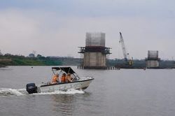 Cấm đ&ograve; bảo đảm an to&agrave;n giao th&ocirc;ng đường thuỷ thượng nguồn c&aacute;c tuyến s&ocirc;ng