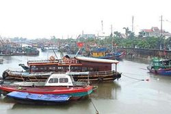 B&atilde;o số 4 c&aacute;ch Bạch Long Vĩ 140km, Hải Ph&ograve;ng ban h&agrave;nh lệnh cấm biển