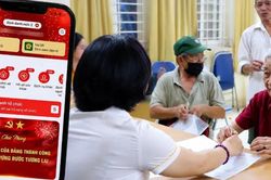 Nhận lương hưu theo phương thức mới từ 28/9