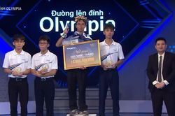 Nam sinh Chuy&ecirc;n Nguyễn Huệ xuất sắc gi&agrave;nh v&ograve;ng nguyệt quế Th&aacute;ng Olympia 26