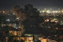 Israel không kích dữ dội miền Nam Lebanon, nghi sử dụng đạn phốt pho