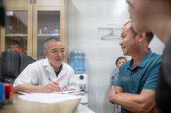 PGS Nguyễn Lân Hiếu cảnh báo sai lầm phổ biến khi muốn 'bổ não'