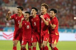 Tuyển Việt Nam lập hàng loạt kỷ lục sau khi hạ Thái Lan